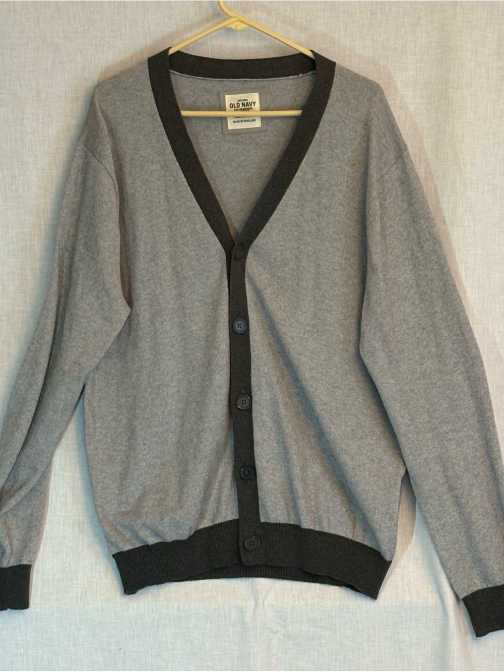 Old Navy Men’s Grey Contrast-Trim V-Neck Cardigan EUC